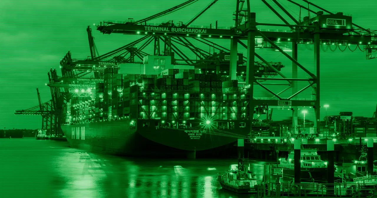 Stacked cargo containers, a visual metaphor for lightweight software containers