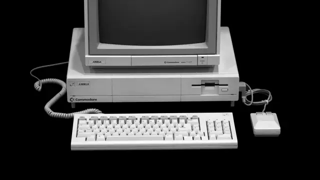 1985 Commodore Amiga 1000 computer on display at the Musée Bolo
